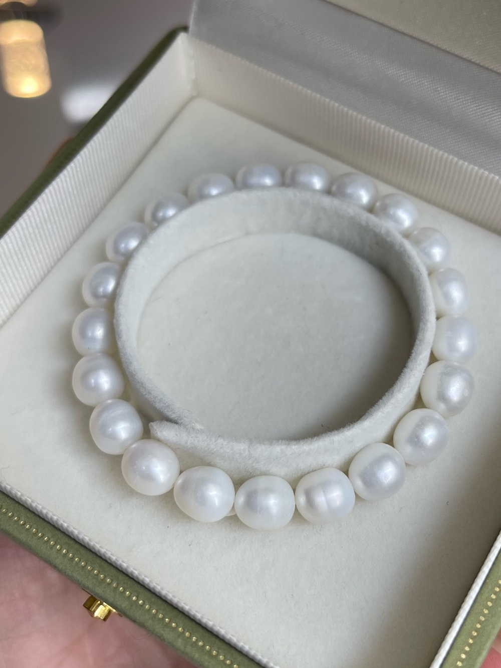 Classic White Freshwater Pearl Bracelet - Elegant Women Jewelry
